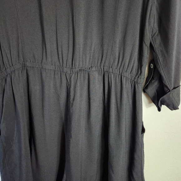 Modcloth Womens Black So Field With Joy Roll Tab Sleeve Romper-Size L - Picture 10 of 12
